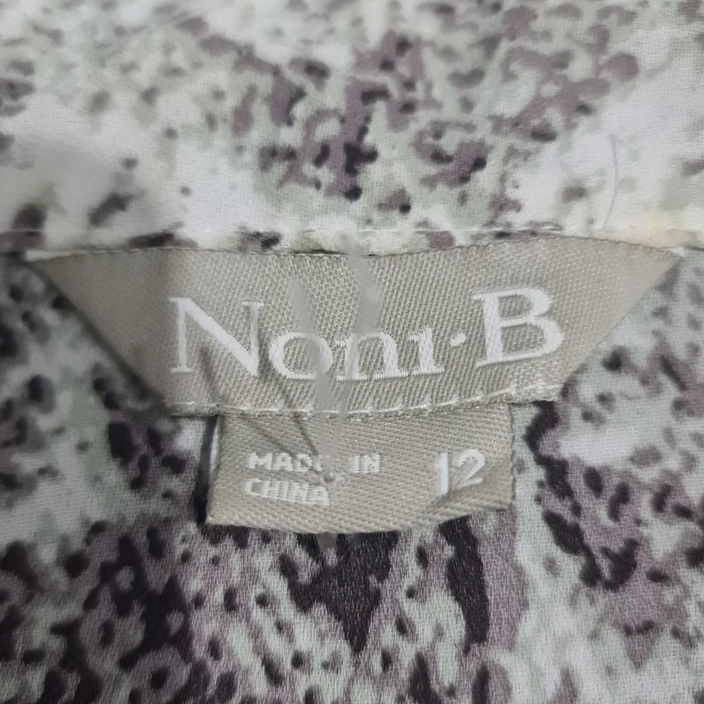 Snake print blouse Size 12 - Picture 2 of 2